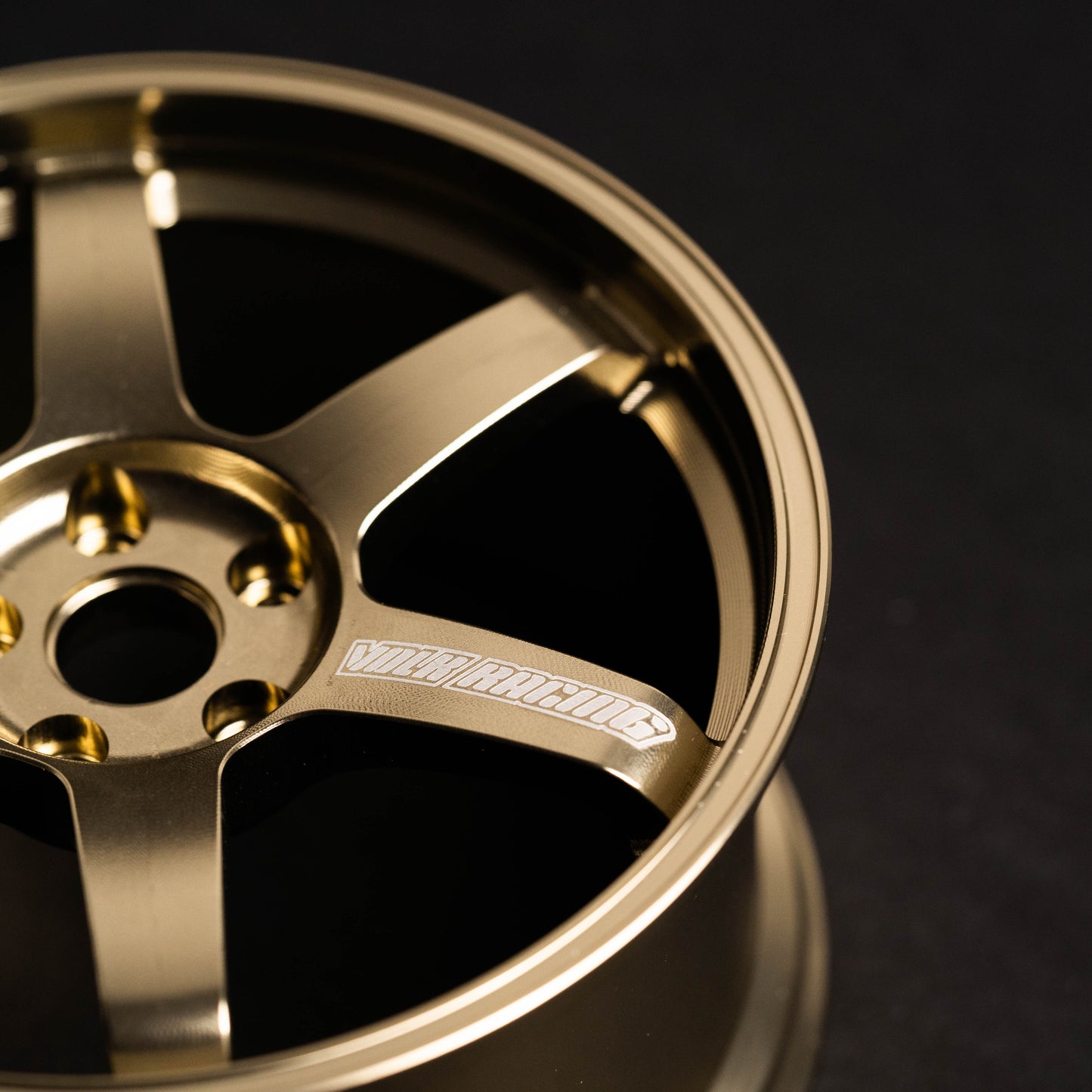 RAYS TE37 Gold | LIMITED EDITION