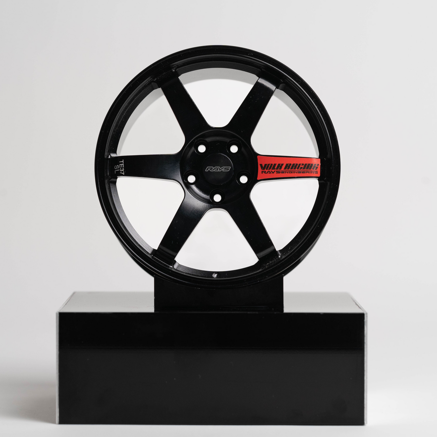 RAYS TE37 Volk Racing Black & Red Edition